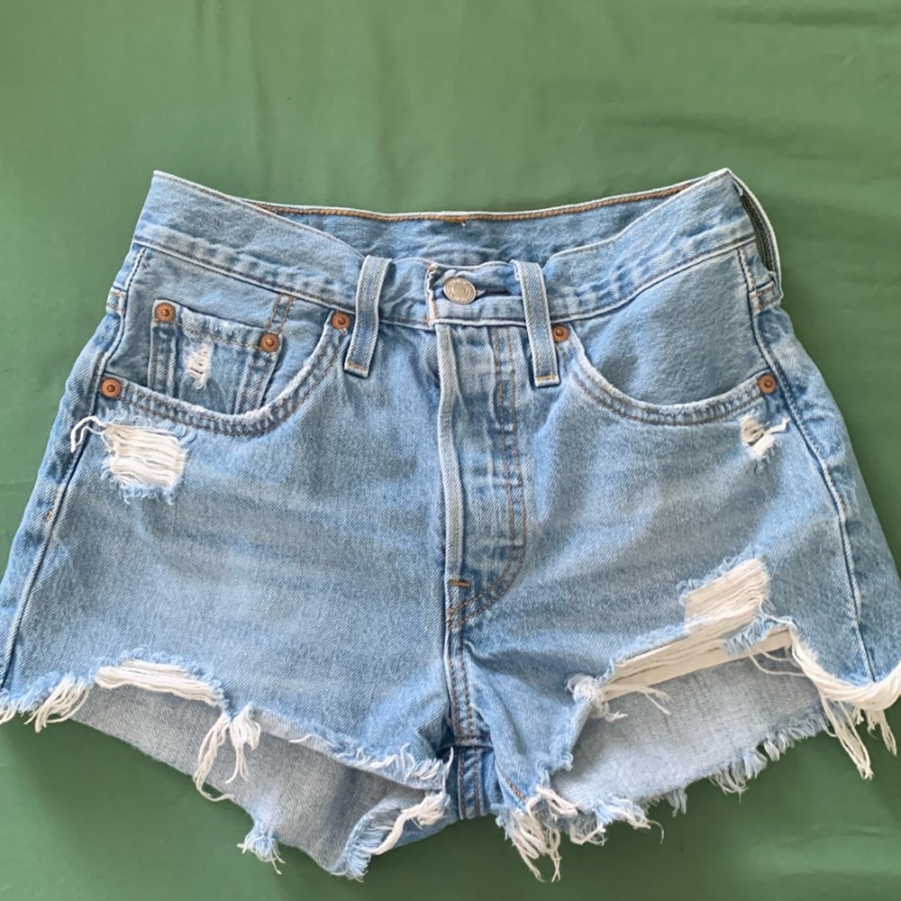 Cute Levi shorts